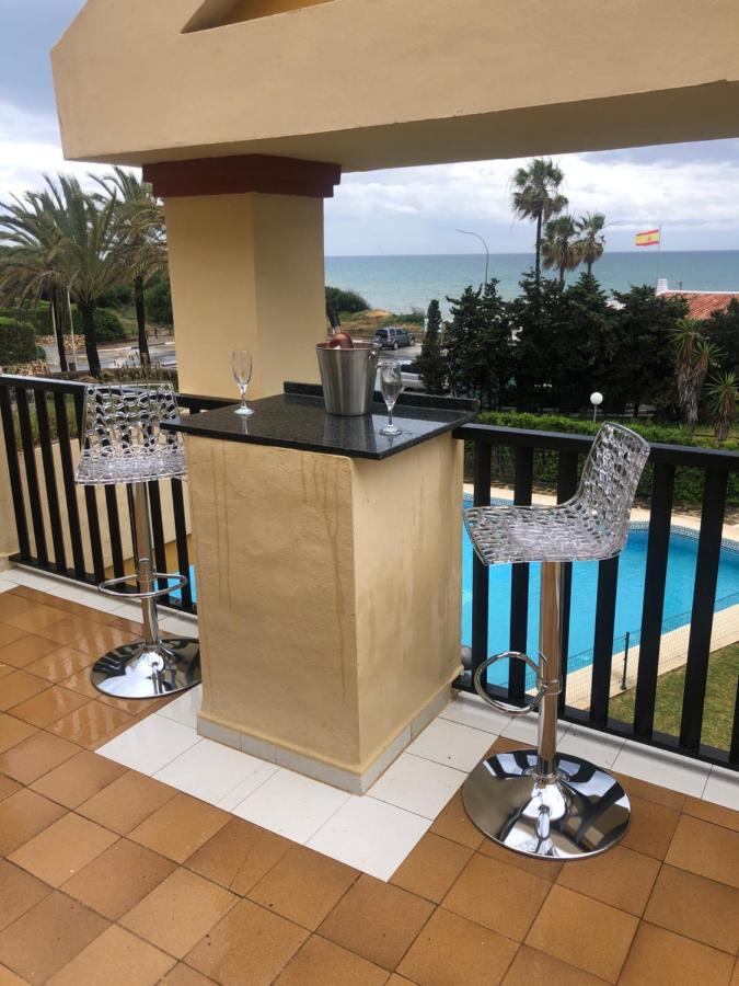 Beachfront Apartment - Sea Views - Marbella Zewnętrze zdjęcie